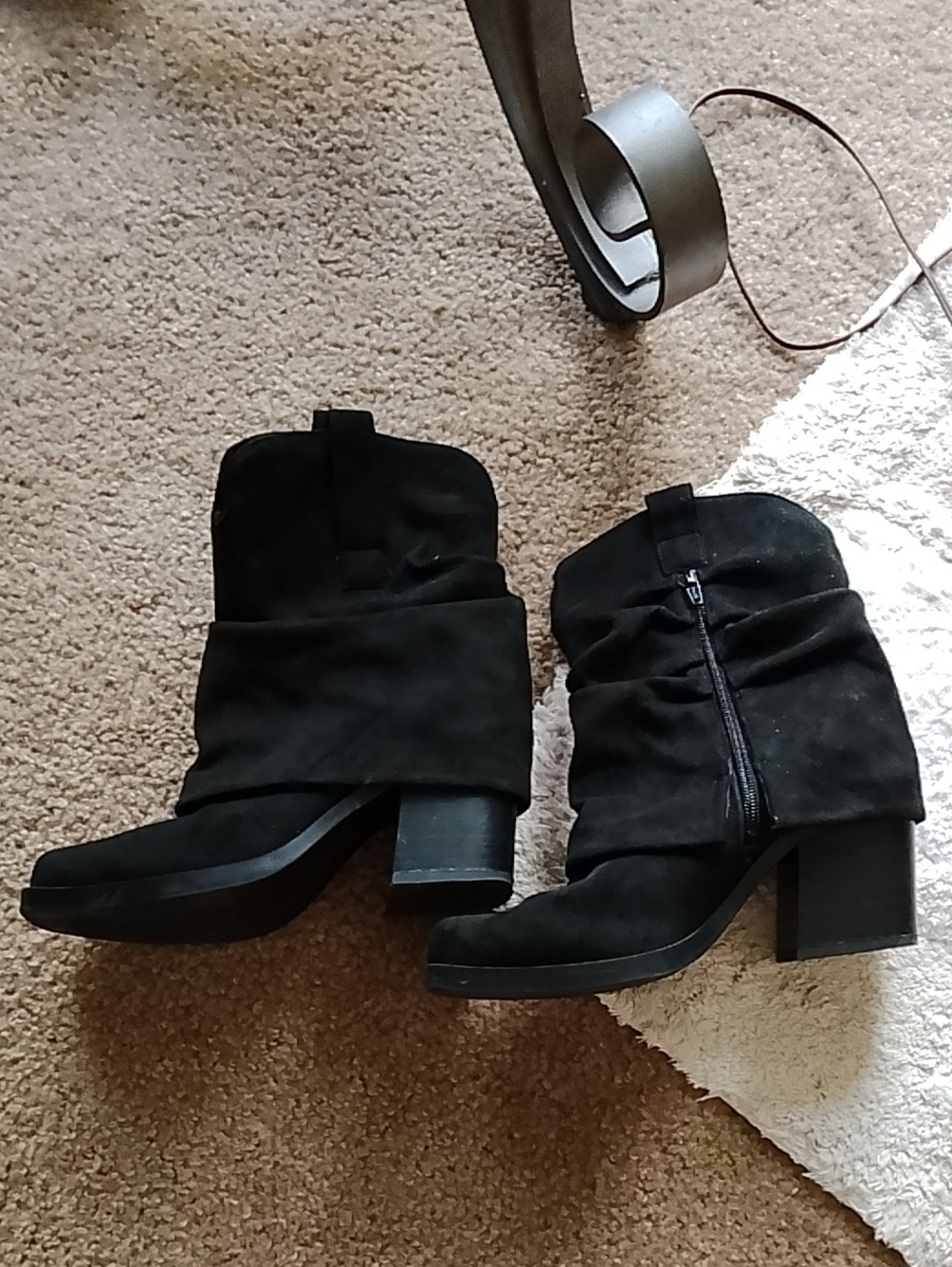 Falls Creek Zip Up Women's Black Suede Heeled Ankle Boots 8.5